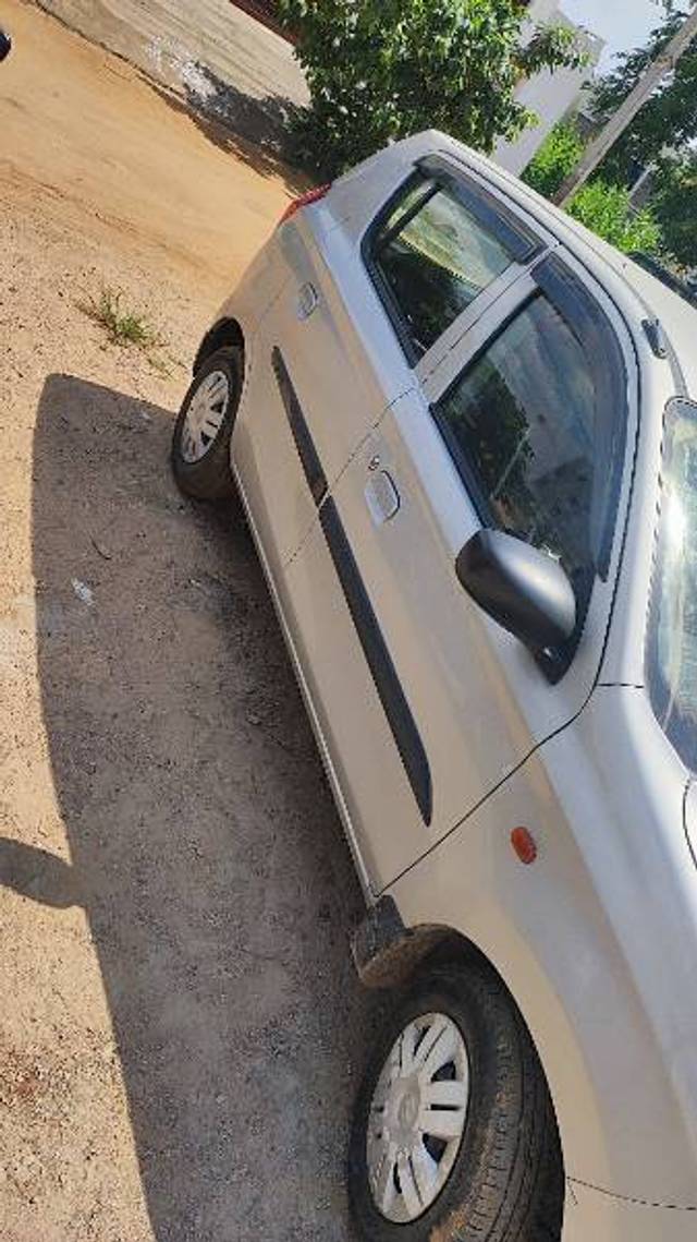 https://images10.gaadi.com/usedgaadi-sellcar/UsedCar/4be8d9dd-280a-4c71-9fe2-e0e63e3f0f5a/3b9790d8-d2aa-4938-93ca-6a131edc67d6.jpg?imwidth=6401