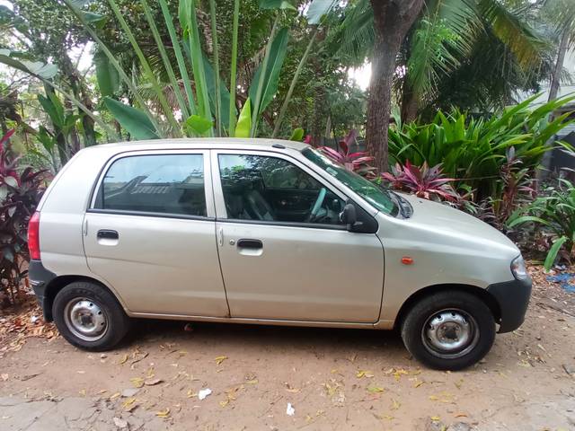 https://images10.gaadi.com/usedgaadi-sellcar/UsedCar/4c3e2f5a-a4c3-4a81-b699-32addd080655/ffc36221-225b-4014-a1ef-b3f573fc5f7c.jpg?imwidth=6402