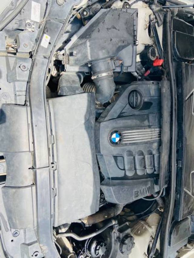 https://images10.gaadi.com/usedgaadi-sellcar/UsedCar/4c5b29d3-07ba-47aa-baed-010bd09e1080/e9ec0cf6-cf6d-4d0e-8f7d-62b3e633a518.jpg?imwidth=6401
