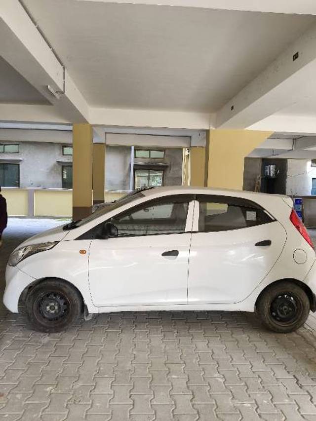 https://images10.gaadi.com/usedgaadi-sellcar/UsedCar/4c6d31b9-c6db-49aa-a3e9-7524dde0af0d/6cb61807-8d83-46a6-972e-b2d7aa4ca753.jpg?imwidth=6402