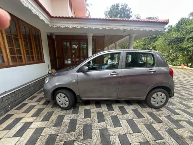 https://images10.gaadi.com/usedgaadi-sellcar/UsedCar/4c89b7b6-2c59-4d7b-a115-6360dc9f5b32/33559525-4eea-49a9-9734-534025a63bf5.jpeg?imwidth=6402