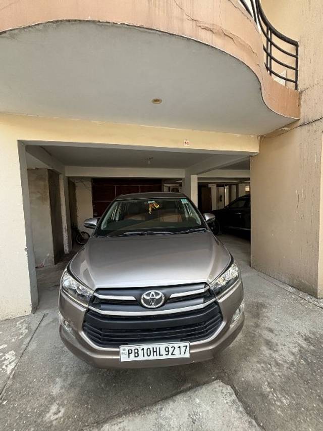 https://images10.gaadi.com/usedgaadi-sellcar/UsedCar/4d1f1196-0f26-4fd5-9db2-fbff171e6d7b/4d0f13a7-edd6-40da-a1b1-0a6959c1b126.jpeg?imwidth=6400