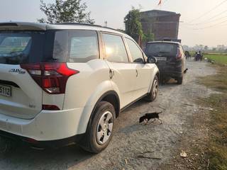 Mahindra XUV500 Mahindra XUV500 W7