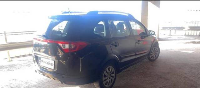https://images10.gaadi.com/usedgaadi-sellcar/UsedCar/4d39f8aa-5d95-4c37-81bd-b4041fdeb7b6/32e944d2-b000-408a-b642-f0bfde4e5de7.jpg?imwidth=6401