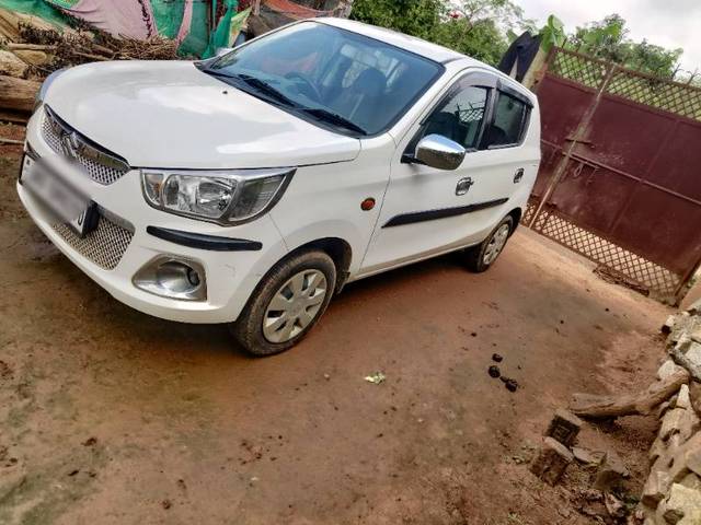 https://images10.gaadi.com/usedgaadi-sellcar/UsedCar/4d40d337-495b-422d-a969-47ef879ae049/fa4df15f-0ddb-4f50-8a6f-beee1e08071d.jpg?imwidth=6400