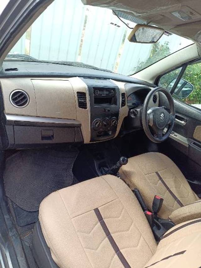 https://images10.gaadi.com/usedgaadi-sellcar/UsedCar/4d71ed5d-a94c-41ed-885a-01a18d8e13b1/e3817e21-d0aa-4133-ba9c-c94890e73015.jpg?imwidth=6402