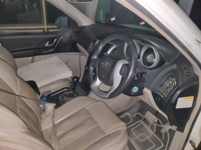 https://images10.gaadi.com/usedgaadi-sellcar/UsedCar/4dd2feb3-0e8b-4b19-9956-3ce2da5dcb04/9b99cdd5-1910-4610-b464-9bd6189b84ba.jpg?imwidth=6401