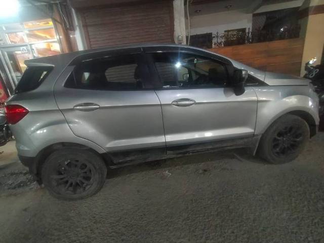 https://images10.gaadi.com/usedgaadi-sellcar/UsedCar/4de4f4f5-502a-4235-90a9-e6db8b3d829f/10d5c7c7-0694-4d91-bbd1-91792a2d3e89.jpg?imwidth=6401