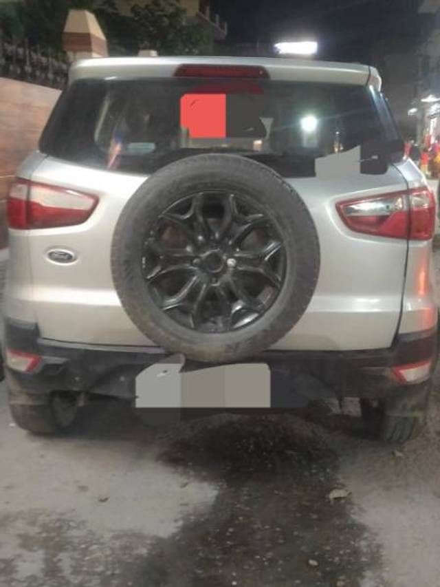 https://images10.gaadi.com/usedgaadi-sellcar/UsedCar/4de4f4f5-502a-4235-90a9-e6db8b3d829f/b79285c8-6956-4066-9466-3cd46a14c7f4.jpg?imwidth=6402