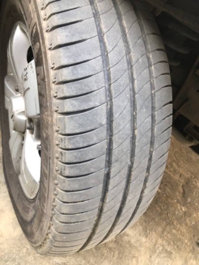 https://images10.gaadi.com/usedgaadi-sellcar/UsedCar/4e3f0764-1268-4ed9-a1c5-9d448fc889ed/6c462c6b-7f3c-4929-be67-9b01acd4bef2.jpeg?imwidth=6400