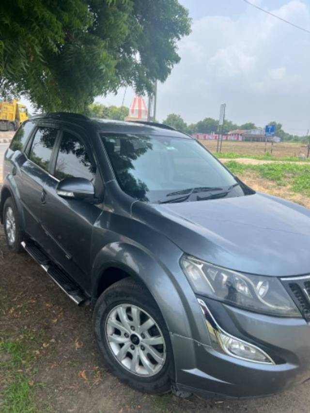 https://images10.gaadi.com/usedgaadi-sellcar/UsedCar/4e62fe5a-6d8f-4aab-8176-e1ee06ac18b7/2c2f878e-2a3f-4a33-a184-410c7f14d5c3.jpg?imwidth=6400