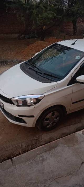 Tata Tiago 2015-2019 Tata Tiago 1.2 Revotron XT