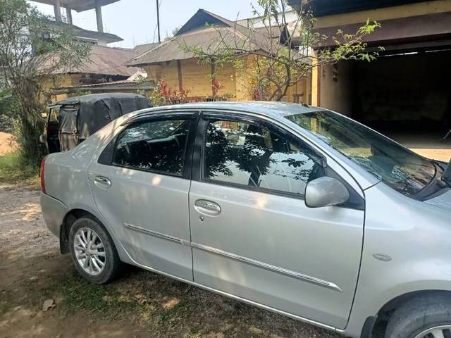 https://images10.gaadi.com/usedgaadi-sellcar/UsedCar/4e80d129-97ef-4163-9ab9-2e5faa6500ba/19a584a5-0686-41b9-929b-ef70b6f384b3.jpeg?imwidth=6401