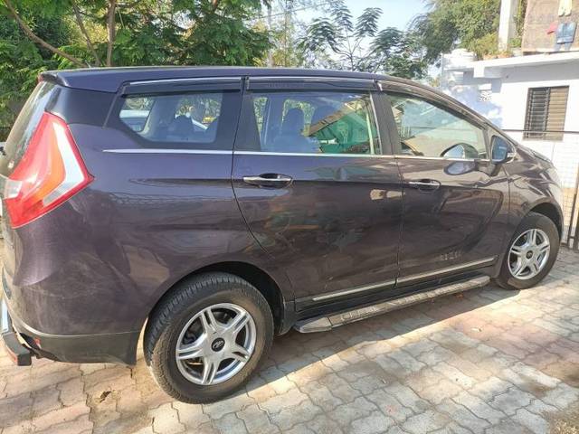 https://images10.gaadi.com/usedgaadi-sellcar/UsedCar/4f69d95e-ee13-454b-a47b-47262a3ecabc/5155e8f2-8a9d-4c08-b32d-0241656afb8f.jpg?imwidth=6400