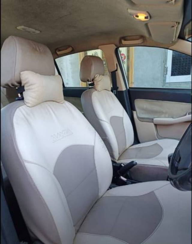 https://images10.gaadi.com/usedgaadi-sellcar/UsedCar/4f7e7a10-4aef-4a9e-98e3-0083068db789/e31f2601-0965-48a9-b8bb-79833797708d.jpg?imwidth=6401