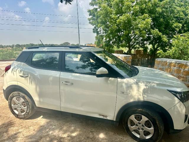 https://images10.gaadi.com/usedgaadi-sellcar/UsedCar/4fbaff26-8e00-4969-bc58-b8acb0e63873/6f6d84dd-b2e1-4a0c-8fc3-1d840b571d94.jpeg?imwidth=6401