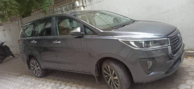 https://images10.gaadi.com/usedgaadi-sellcar/UsedCar/4fda27d6-5920-4589-a196-e0b9233c8ec2/4e62040e-80cc-4656-8635-77e362d17507.jpeg?imwidth=6400