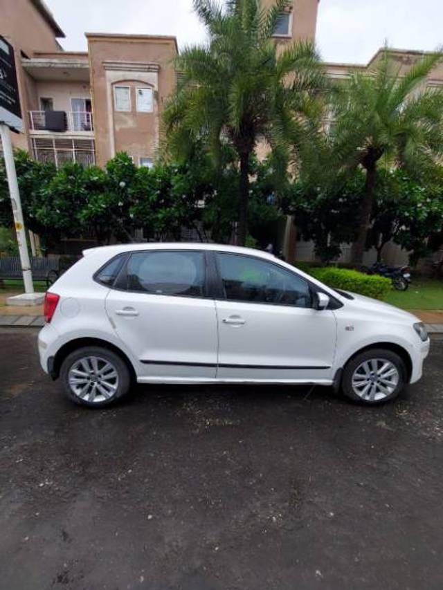 https://images10.gaadi.com/usedgaadi-sellcar/UsedCar/501567dd-2715-49f3-96a8-2537e6e07ef5/8650fb8c-c932-496e-975f-f03ad01bd942.jpg?imwidth=6401