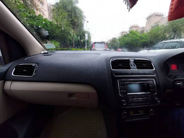 https://images10.gaadi.com/usedgaadi-sellcar/UsedCar/501567dd-2715-49f3-96a8-2537e6e07ef5/a688f7cb-7b96-4ce7-b88e-19c24e9d3786.jpg?imwidth=6402