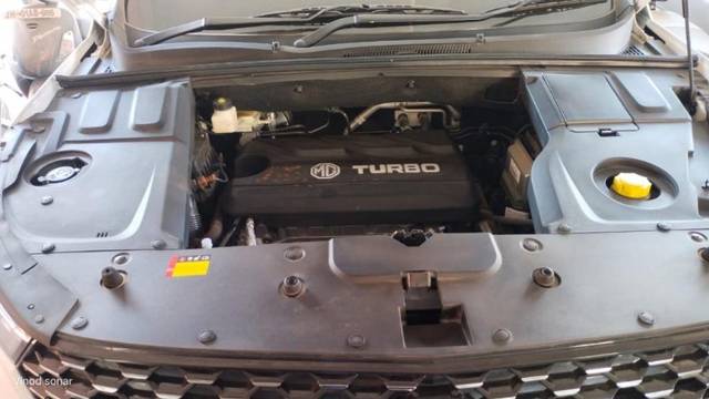 https://images10.gaadi.com/usedgaadi-sellcar/UsedCar/5036f223-c53c-41af-81a4-53d2efa44a0a/ff42f6da-a547-4b15-83eb-d5f080b14cf6.jpeg?imwidth=6402