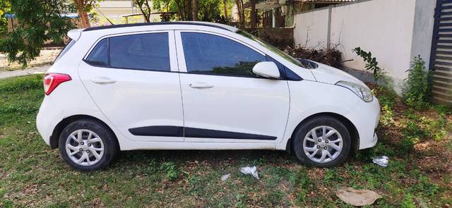 https://images10.gaadi.com/usedgaadi-sellcar/UsedCar/50836260-6fc6-4c02-996a-ce17b4f8c322/939aca51-65af-482e-87ac-1ff7efa98a56.jpg?imwidth=6401