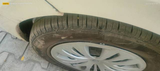 https://images10.gaadi.com/usedgaadi-sellcar/UsedCar/509e83c8-88f6-4e13-be58-b95d1f34a66b/b9b1fd65-38f8-4aa6-bd6c-390aadb0e744.jpg?imwidth=6402