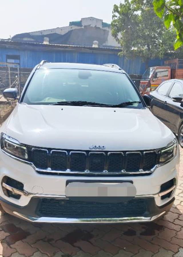 https://images10.gaadi.com/usedgaadi-sellcar/UsedCar/509f757d-68b2-4117-a55b-f5c2737878b8/77b53286-6173-4be0-b065-8c8c6606f2b1.jpg?imwidth=6400