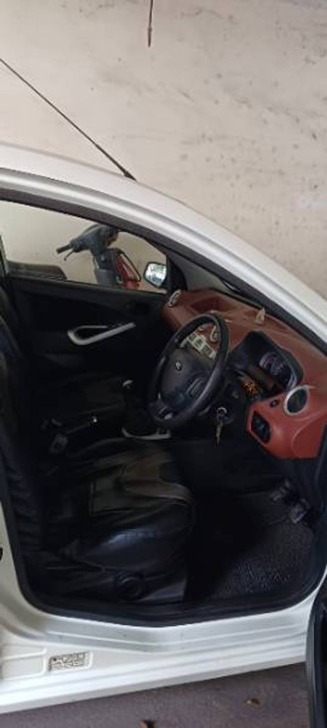 https://images10.gaadi.com/usedgaadi-sellcar/UsedCar/50fc3629-6ae4-4082-8cb4-5fadda4b4c2c/fede1c12-5646-4fce-80ea-15fd8da34bd6.jpg?imwidth=6402