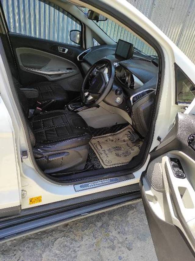 https://images10.gaadi.com/usedgaadi-sellcar/UsedCar/51097615-748f-4ac0-b2fc-b2d07c97f9ec/89ac42d0-b44a-4524-93fa-049ea2d400c3.jpg?imwidth=6402