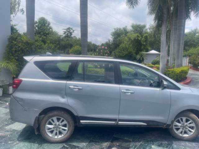 https://images10.gaadi.com/usedgaadi-sellcar/UsedCar/5114893a-d446-425e-a570-551dc9b63cc9/ceaac959-b4a6-4020-9e6f-aca863e5782b.jpeg?imwidth=6401