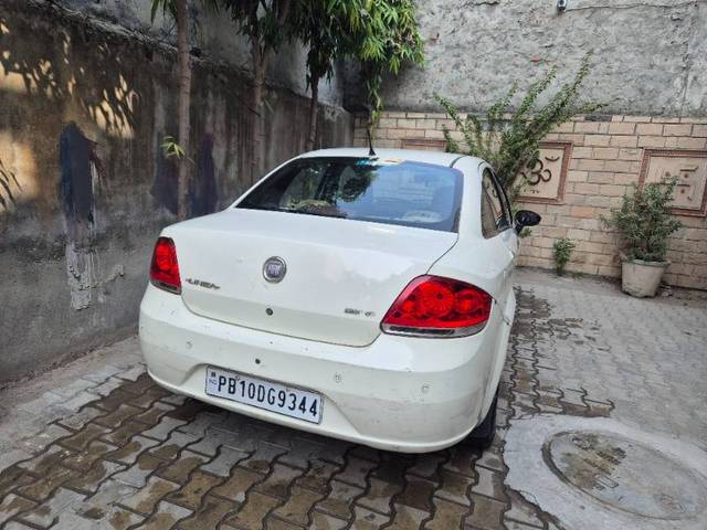 https://images10.gaadi.com/usedgaadi-sellcar/UsedCar/512ec307-a922-433e-bc96-5e9851a99b34/47b7c873-f417-49f7-88a9-284a3a0f6a13.jpg?imwidth=6401