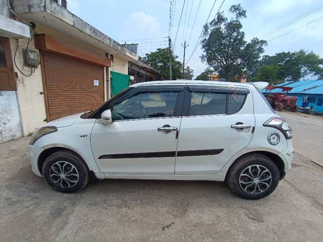 https://images10.gaadi.com/usedgaadi-sellcar/UsedCar/51503456-18c6-4632-8593-4a17f1315167/a39543f5-d5b0-4d96-94a9-85a7cf5a1bf9.jpg?imwidth=6400