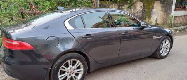 https://images10.gaadi.com/usedgaadi-sellcar/UsedCar/51919bf5-775c-4dd9-b7b2-2578ee3bca69/9bda03d4-5889-410e-8efd-3da41fbebf2f.jpg?imwidth=6402