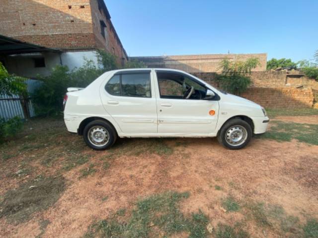 https://images10.gaadi.com/usedgaadi-sellcar/UsedCar/51e0110b-6e74-4dfe-8975-efcf73f4a66a/1186e995-f862-4ae7-a4d1-9e26beeb573d.jpeg?imwidth=6401