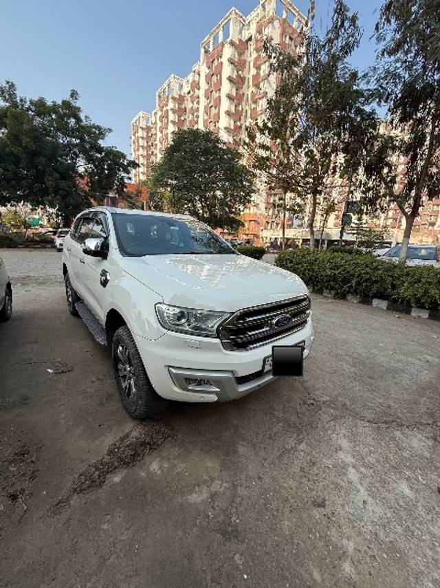 https://images10.gaadi.com/usedgaadi-sellcar/UsedCar/523b7a33-d3e3-4bc8-8a69-b025fe5b6c6d/f1f3d724-a558-4184-91ae-f07d0905473a.jpeg?imwidth=6400