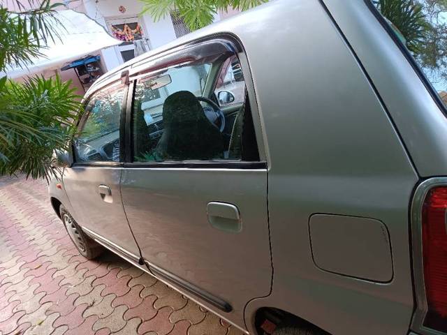 https://images10.gaadi.com/usedgaadi-sellcar/UsedCar/5248325a-7260-48c1-abe8-6cbecf1ad0bc/e9e2ba9a-ccb2-4d50-914e-644901aacb82.jpg?imwidth=6401