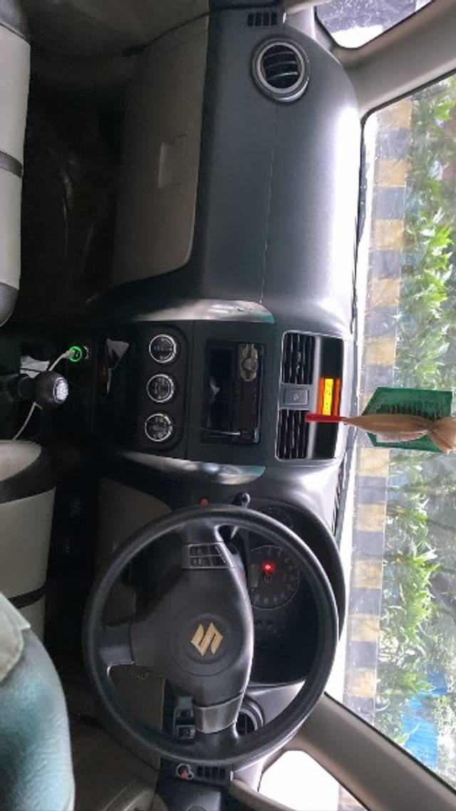 https://images10.gaadi.com/usedgaadi-sellcar/UsedCar/52ebf284-0aa0-494c-ab2f-8c8c21421e31/9fe8d350-0cdb-4b48-bc5f-c5a3883b49fc.jpeg?imwidth=6401