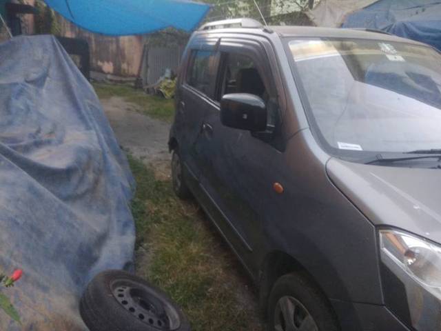 https://images10.gaadi.com/usedgaadi-sellcar/UsedCar/52fcb6c8-ca60-4f07-9f1b-222e512aecc4/ae819ea1-2977-47a6-9c51-bcd9c1b923a1.jpg?imwidth=6400