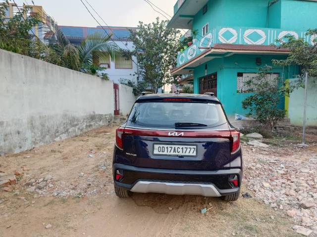 https://images10.gaadi.com/usedgaadi-sellcar/UsedCar/52fe839c-a2d2-456f-b8a6-48923b54b037/2681f196-f7c3-4add-b521-390959c9f9c0.jpg?imwidth=6402