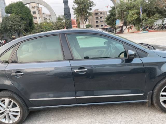 https://images10.gaadi.com/usedgaadi-sellcar/UsedCar/53201272-835c-4839-8085-f8c953abbab5/3fe32f08-7eb9-404b-9d8a-2ff24d57aca7.jpeg?imwidth=6401