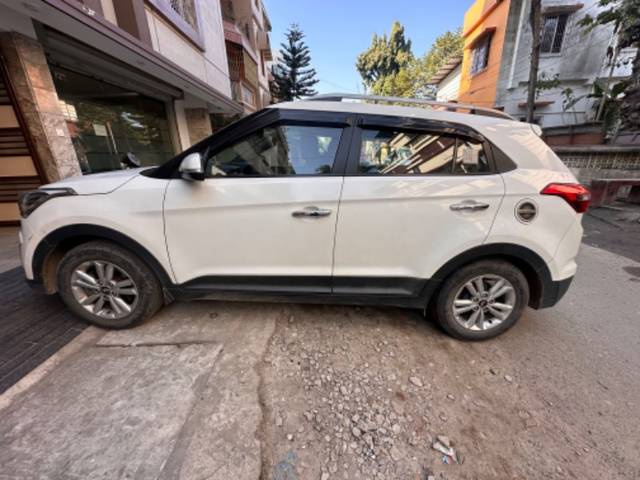 https://images10.gaadi.com/usedgaadi-sellcar/UsedCar/534199f7-c33f-4211-aaac-7ae3de97a730/ec0f476c-d1cd-4be9-84ca-cd0b9bbe579d.jpg?imwidth=6402