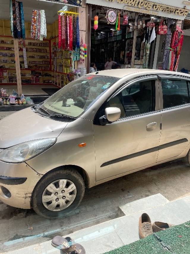 https://images10.gaadi.com/usedgaadi-sellcar/UsedCar/53445b89-db67-467f-8180-cc6832dac600/4af4ceb2-38ae-4385-bef7-21bd2d699980.jpg?imwidth=6400