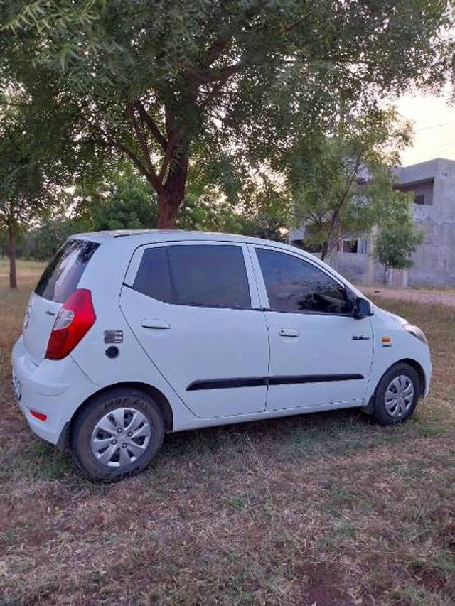 https://images10.gaadi.com/usedgaadi-sellcar/UsedCar/53e29dc3-ee5a-4861-b80e-abf3b8de8931/13490450-0948-46da-b0db-693ca99bcde1.jpg?imwidth=6402