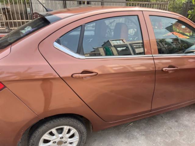 https://images10.gaadi.com/usedgaadi-sellcar/UsedCar/5419d76c-8d50-4a99-864a-1e8c1901fd7e/802bcbd0-979f-4954-b175-90df16253b62.jpeg?imwidth=6400