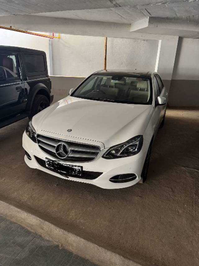https://images10.gaadi.com/usedgaadi-sellcar/UsedCar/544a2f25-564f-4d5f-8b72-c048f6d31f1f/f6f3bffc-69ae-4dc8-a98b-70d6623d7f23.jpeg?imwidth=6400