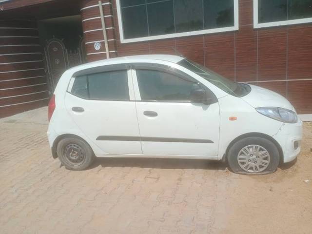 https://images10.gaadi.com/usedgaadi-sellcar/UsedCar/546c712d-1b73-4a38-a0e3-49db67246f9e/abc7d0d2-a9ea-41a9-929c-9dfeaa92e681.jpg?imwidth=6401