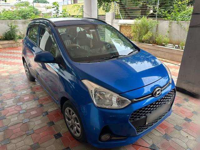 https://images10.gaadi.com/usedgaadi-sellcar/UsedCar/549c3029-7227-4648-b2da-5a019de5bd43/a35b9250-a8b2-40f8-9dbf-f0cc414066ad.jpeg?imwidth=6400