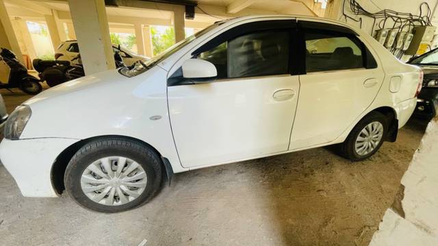 https://images10.gaadi.com/usedgaadi-sellcar/UsedCar/54a39f32-9b24-47cb-9475-f5e514d4b85e/4f55cd92-3865-4d60-8629-999eb165baa0.jpeg?imwidth=6400