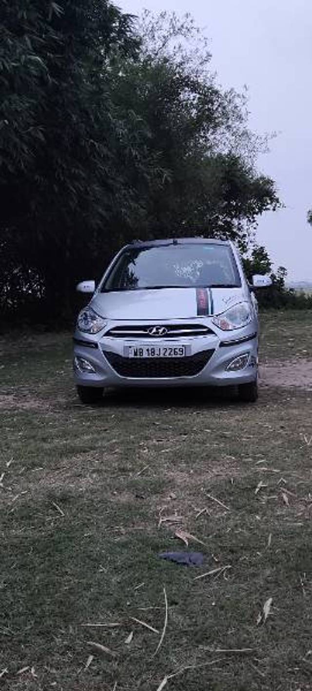 https://images10.gaadi.com/usedgaadi-sellcar/UsedCar/55107048-05a1-4103-a060-20eedb8c9195/13353e88-c7ea-408c-a2e1-22cb09285bcf.jpg?imwidth=6400