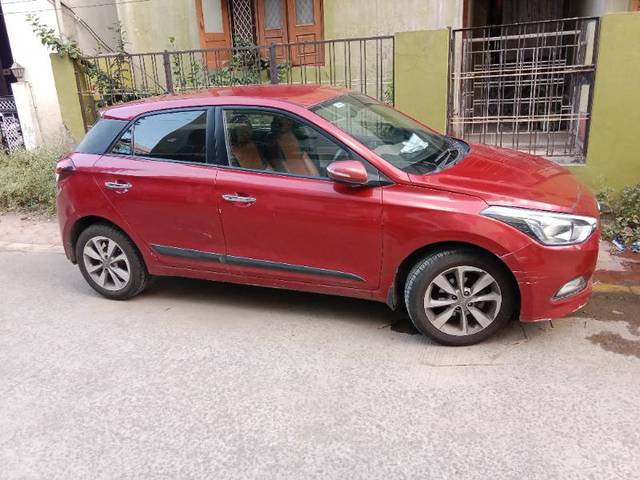 https://images10.gaadi.com/usedgaadi-sellcar/UsedCar/5556c25e-1ec4-4475-8c79-d83ab8836126/5910f123-a442-4b28-b2af-a3b273e6c037.jpg?imwidth=6401